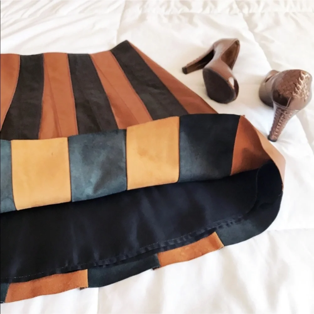 Leather two-tone skirt - Picture 3 of 5